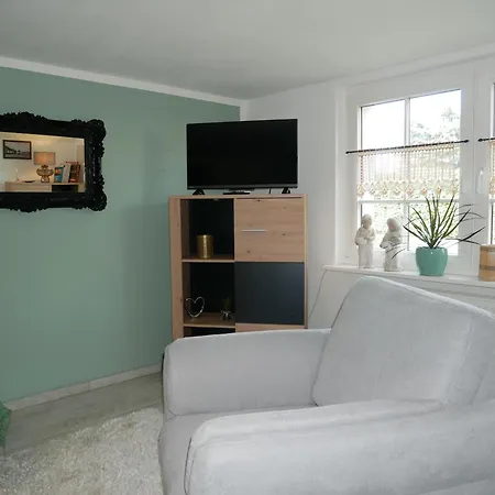 Juule In Ruhiger Lage, Terrasse, Wlan Casa vacanze Krummin