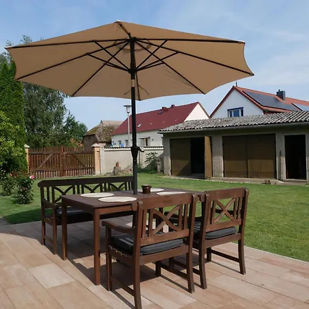 Juule In Ruhiger Lage, Terrasse, Wlan Krummin