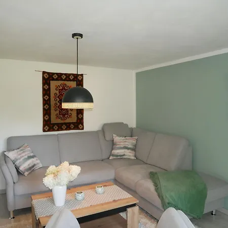 Juule In Ruhiger Lage, Terrasse, Wlan Holiday home
